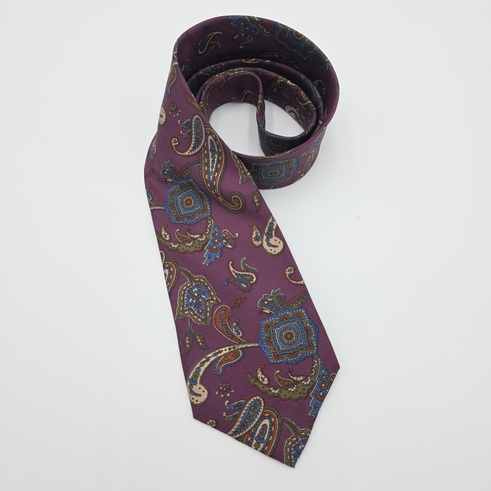DON LOPER Beverly Hills Men's 100% Italian Silk Paisley Necktie‎
